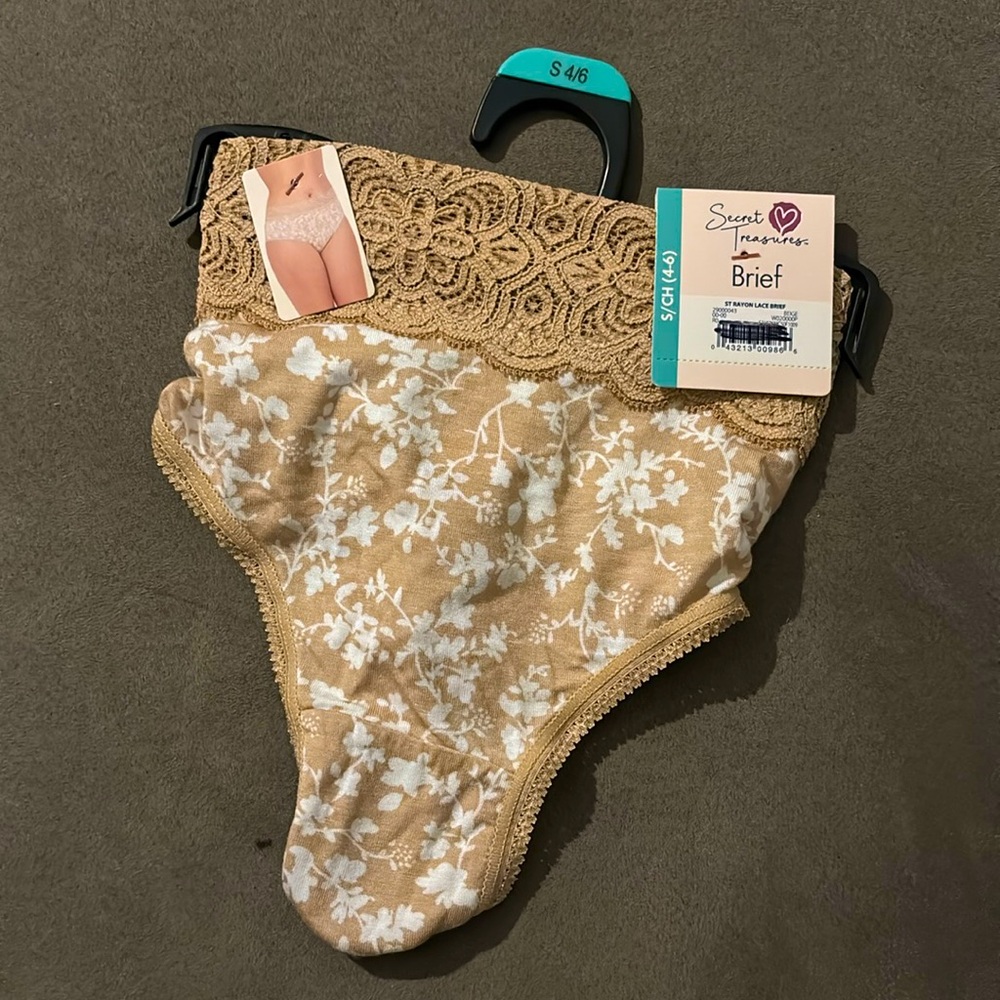 ! secret treasures women’s small brief panties NWT!